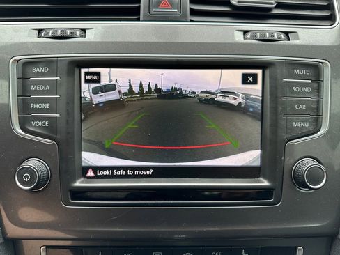 Used 2017 Volkswagen Golf Alltrack SE AWD/4WD image 21