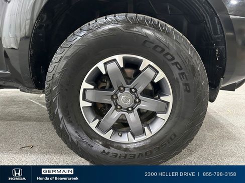 Used 2016 Nissan Frontier PRO-4X AWD/4WD image 12
