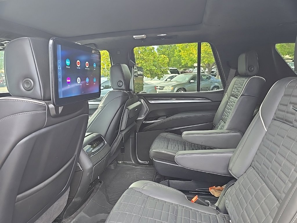 Used 2025 Cadillac Escalade V w/ LPO, ONYX Package AWD/4WD image 10