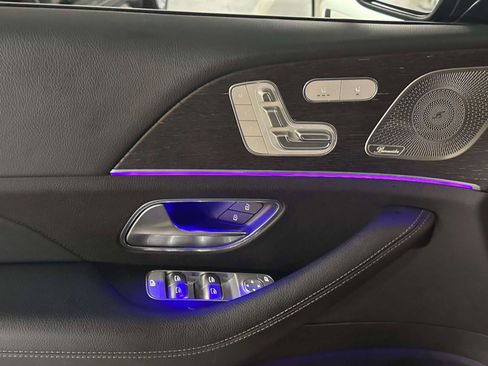 Used 2022 Mercedes-Benz GLE 350 4MATIC w/ Premium Package image 16