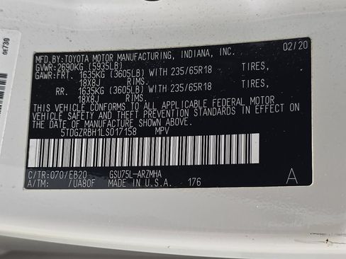 Used 2020 Toyota Highlander XLE AWD/4WD image 34