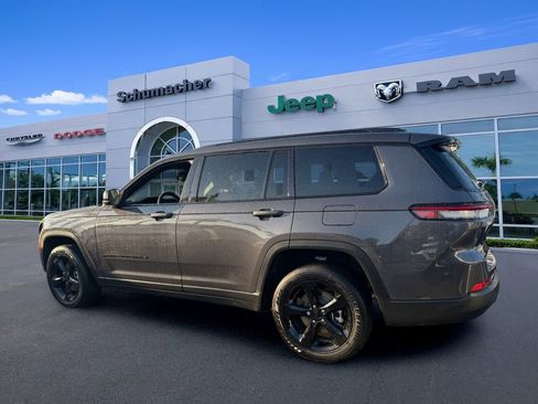 New 2025 Jeep Grand Cherokee L Altitude RWD image 5