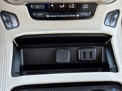 Used 2017 GMC Yukon Denali w/ Open Road Package image 19