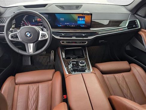Used 2026 BMW X5 sDrive40i w/ Executive Package RWD image 16