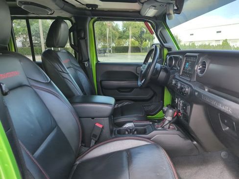 Used 2018 Jeep Wrangler Unlimited Rubicon AWD/4WD image 23