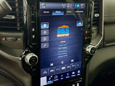 Used 2024 RAM 2500 Laramie w/ Night Edition image 15