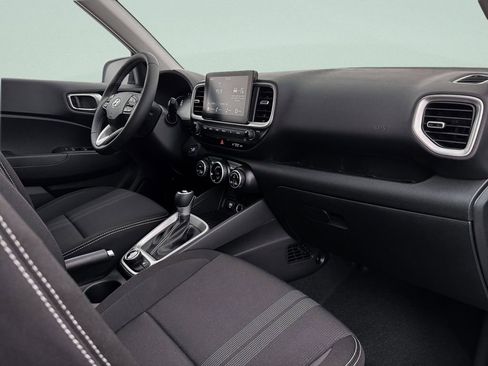 New 2026 Hyundai Venue SEL FWD image 15