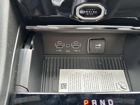 New 2026 Jeep Grand Cherokee L Limited AWD/4WD image 32