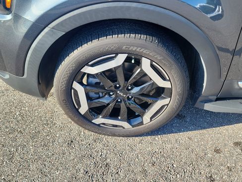 Certified 2023 Kia Telluride S w/ S Sunroof Package FWD image 38