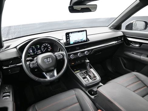 Used 2025 Honda CR-V Sport Touring image 11