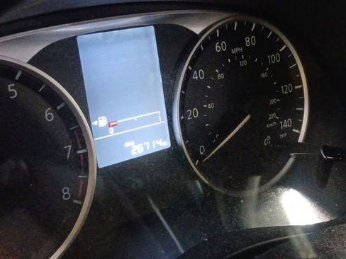 Used 2023 Nissan Kicks S image 15