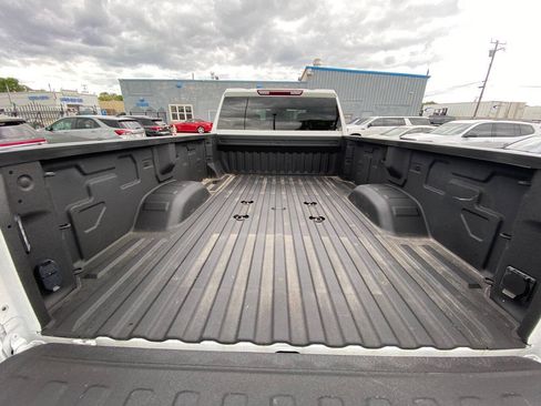 Used 2025 Chevrolet Silverado 3500 W/T AWD/4WD image 7