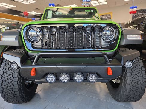 New 2025 Jeep Wrangler Unlimited Sport image 5