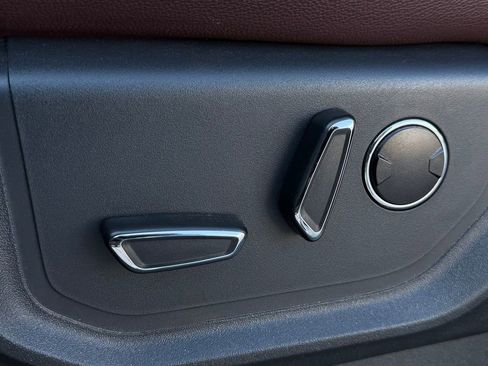 Used 2024 Ford Expedition Max Limited image 6