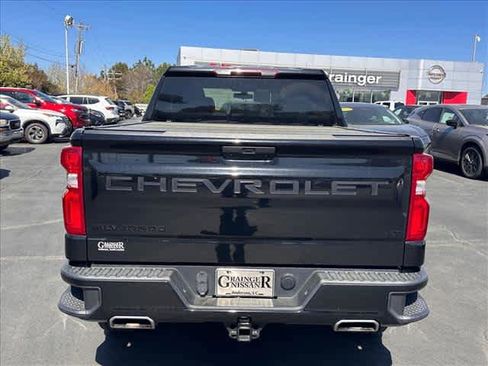 Used 2021 Chevrolet Silverado 1500 LT Trail Boss w/ Bed Protection Package image 4