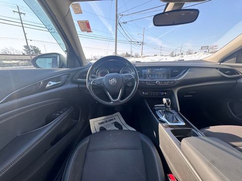 Used 2018 Buick Regal Preferred w/ Driver Confidence Package #1 image 29