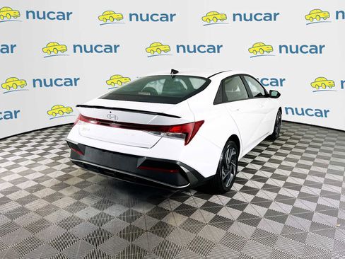 Certified 2025 Hyundai Elantra Sport FWD image 7
