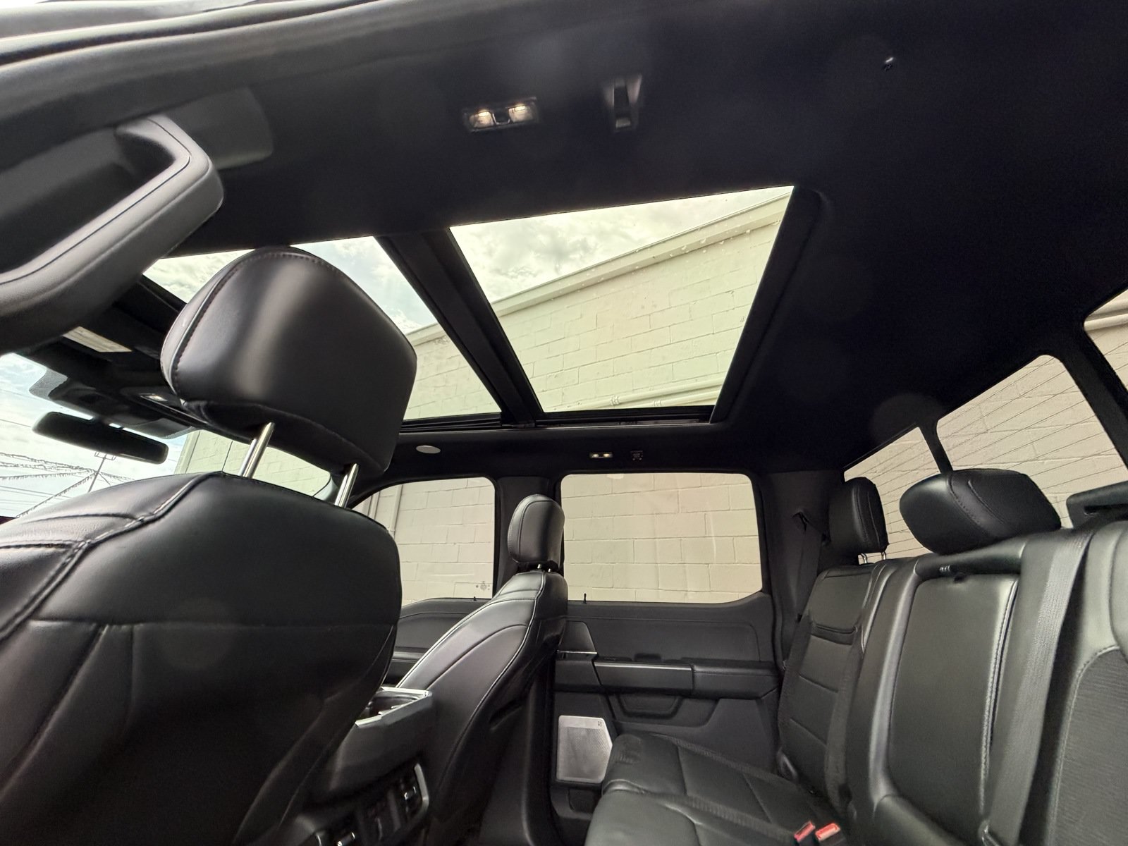 Used 2022 Ford F150 Raptor w/ Equipment Group 801A High AWD/4WD image 28