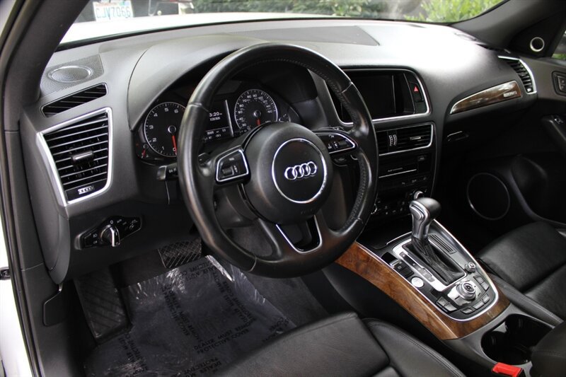 Used 2015 Audi Q5 2.0T Premium Plus w/ Technology Package AWD/4WD image 9