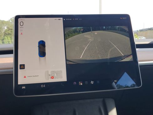 Used 2022 Tesla Model 3 Long Range AWD/4WD image 26