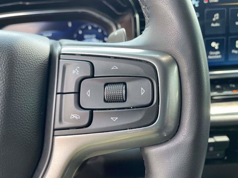 Used 2023 Chevrolet Silverado 1500 LTZ w/ Z71 Off-Road Package AWD/4WD image 8