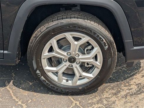 New 2025 Jeep Compass Sport image 11