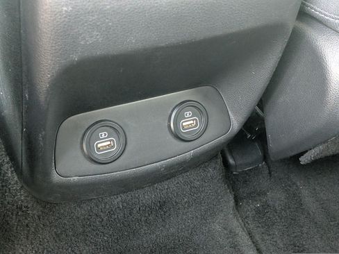 Used 2021 Hyundai Santa Fe SE FWD image 16