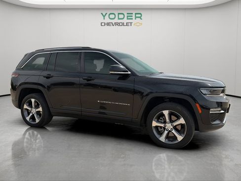 Used 2024 Jeep Grand Cherokee Limited 4xe image 3