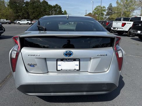 Used 2017 Toyota Prius Two FWD image 25