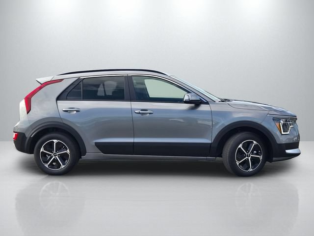 New 2026 Kia Niro EX FWD image 3