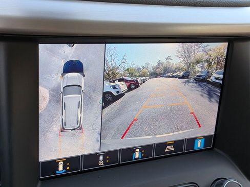 Used 2022 GMC Acadia Denali w/ Denali Technology Package image 22