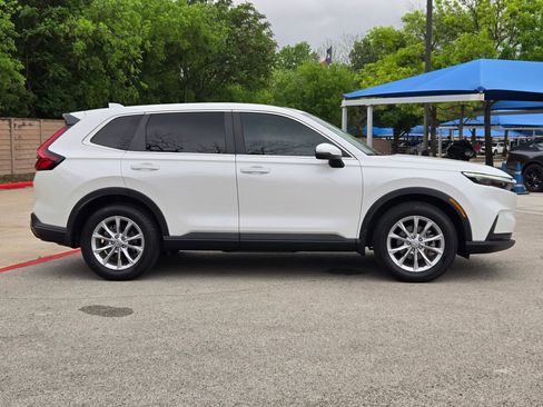 Used 2024 Honda CR-V EX-L image 2