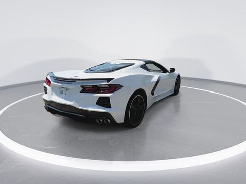 Used 2024 Chevrolet Corvette Stingray Coupe w/ 1LT RWD image 10