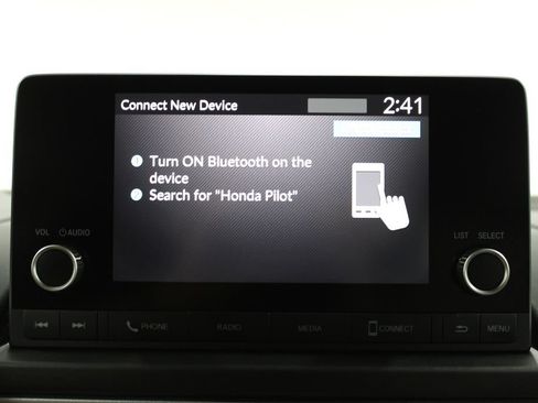 Used 2023 Honda Pilot LX image 44