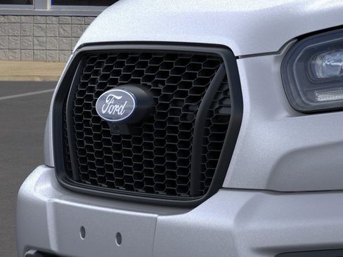 New 2026 Ford Transit 250 148 Medium Roof Extended AWD image 17