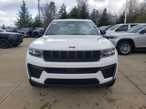 New 2026 Jeep Grand Cherokee L Limited AWD/4WD image 2