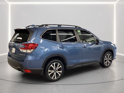 Certified 2023 Subaru Forester Limited AWD/4WD image 6