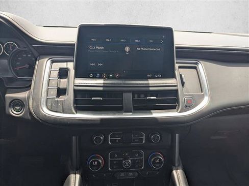 Used 2021 Chevrolet Suburban Z71 w/ Z71 Signature Package AWD/4WD image 14
