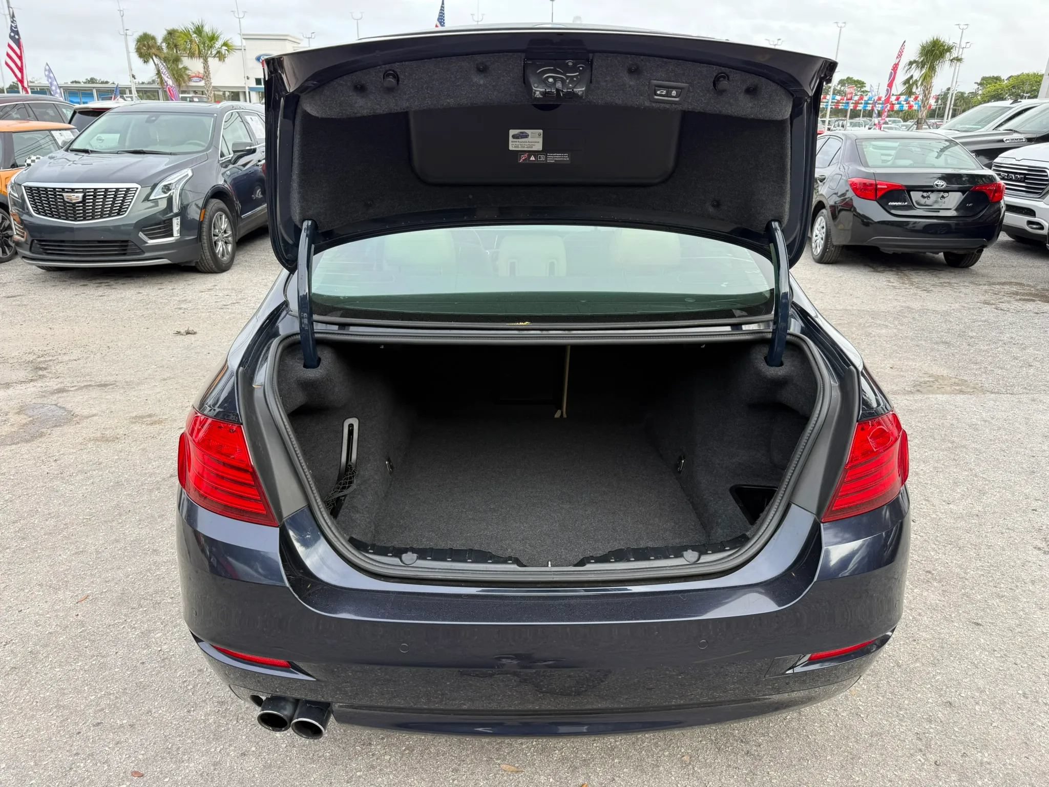 Used 2016 BMW 528i Sedan RWD image 19