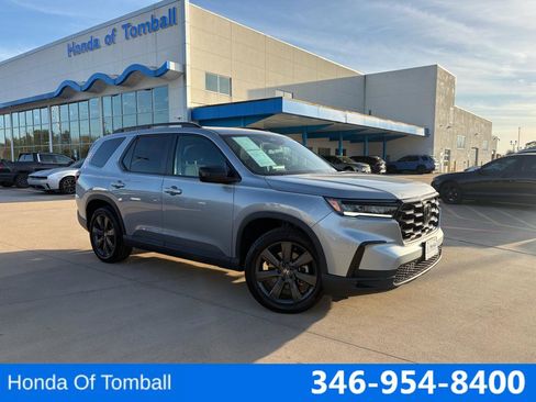 Certified 2025 Honda Pilot Sport image 1