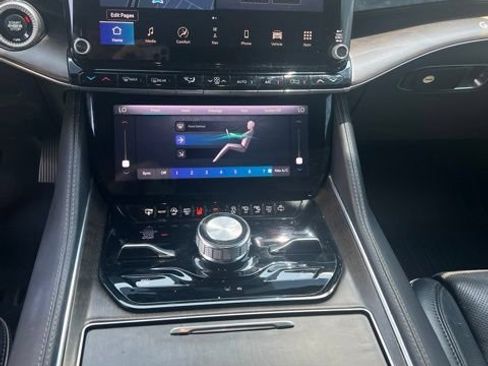 Used 2023 Jeep Grand Wagoneer Series II w/ Flexible Seating Group AWD/4WD image 12
