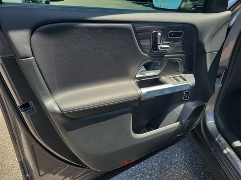 Certified 2026 Mercedes-Benz GLB 250 image 19