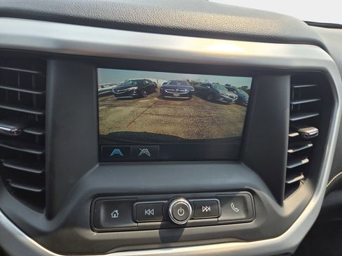 Used 2019 GMC Acadia SLE w/ LPO, Floor Liner Package image 23