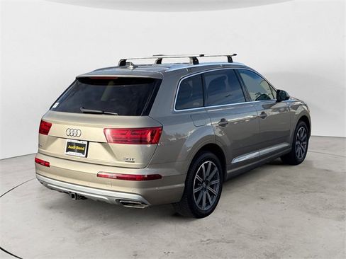 Used 2017 Audi Q7 3.0T Premium Plus image 7
