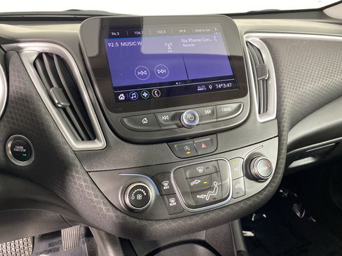 Used 2020 Chevrolet Malibu LS FWD image 28