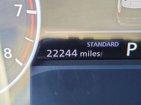 Used 2025 Nissan Rogue SV image 22