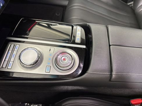 Used 2023 Genesis G80 2.5T image 35