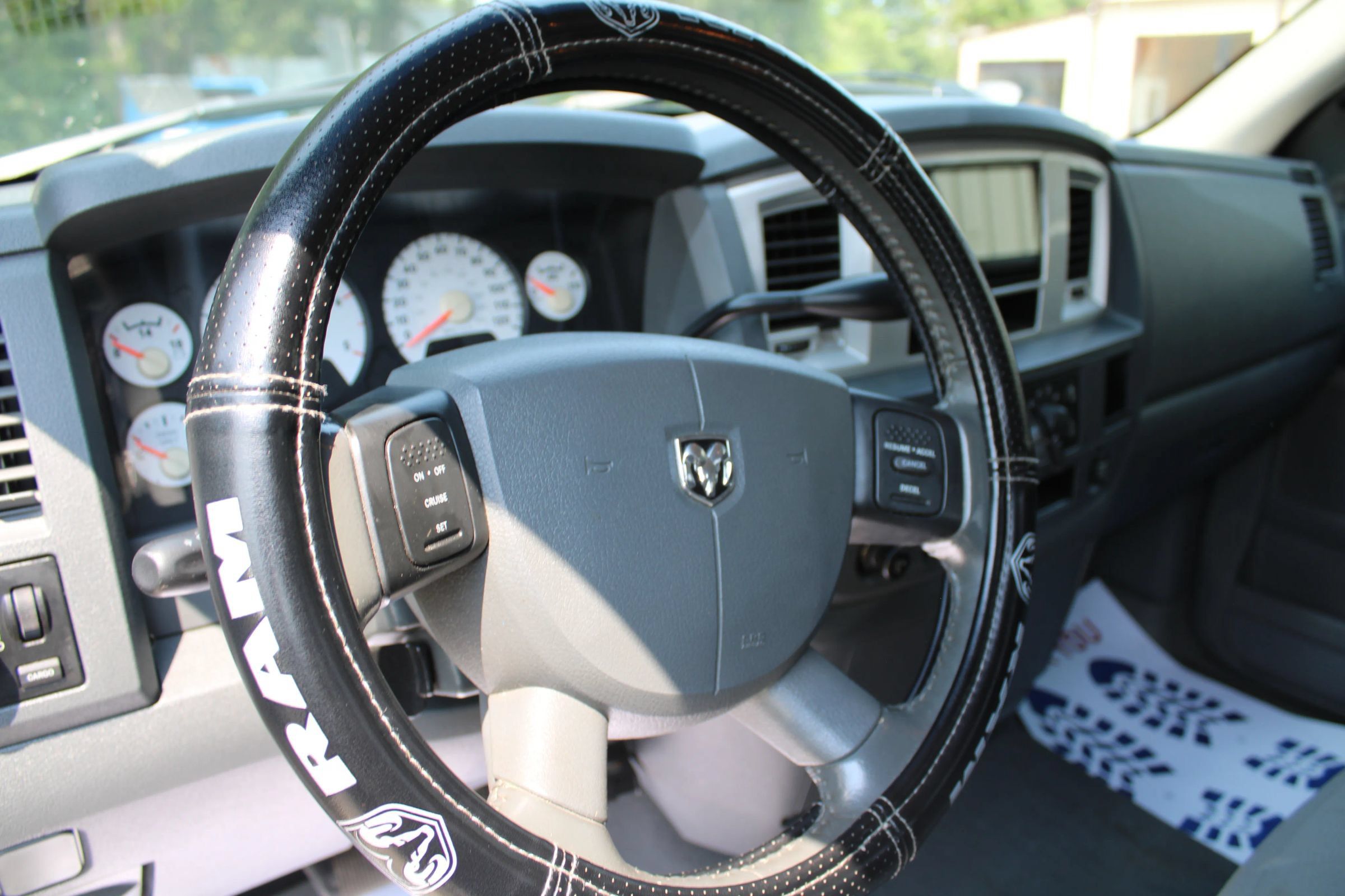Used 2007 Dodge Ram 2500 Truck SLT w/ Quad Cab Big Horn Value Group AWD/4WD image 17