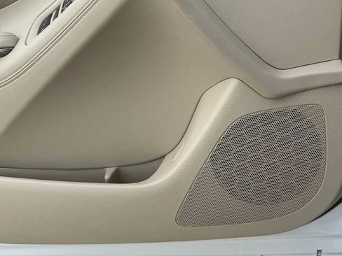 Used 2016 Buick LaCrosse Leather FWD image 13