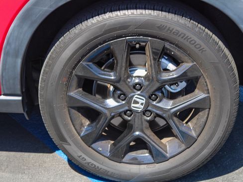 Used 2024 Honda HR-V Sport image 12